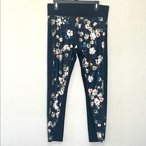 Energy Zone Black White‎ Women’s Floral Pattern Leggings XL (16) Yoga Workout